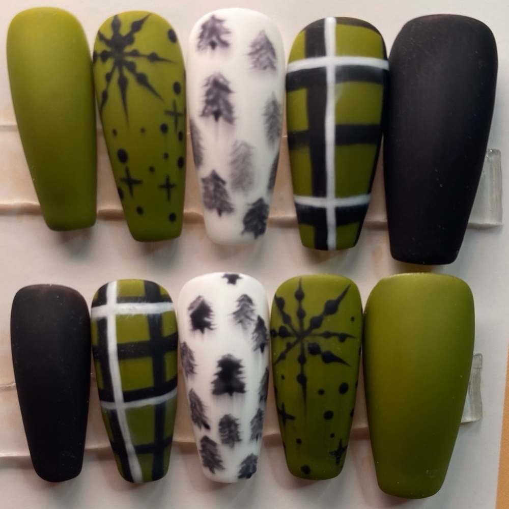 Olive Green and Black Press-On Nail Set - Picture 2 of 9